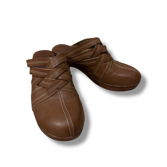 boc Shoes - B.O.C Born Concepts Women's Johana Comfort Clog